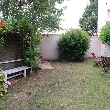 Gite Les Bignones Freneuse  Εξωτερικό φωτογραφία